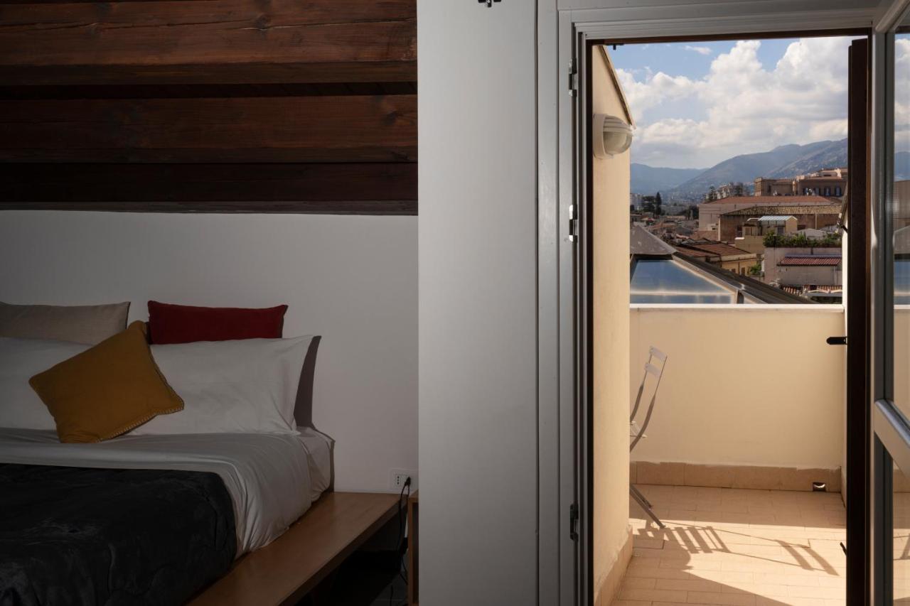 Sopra Moltivolti Guesthouse Palermo Exterior photo